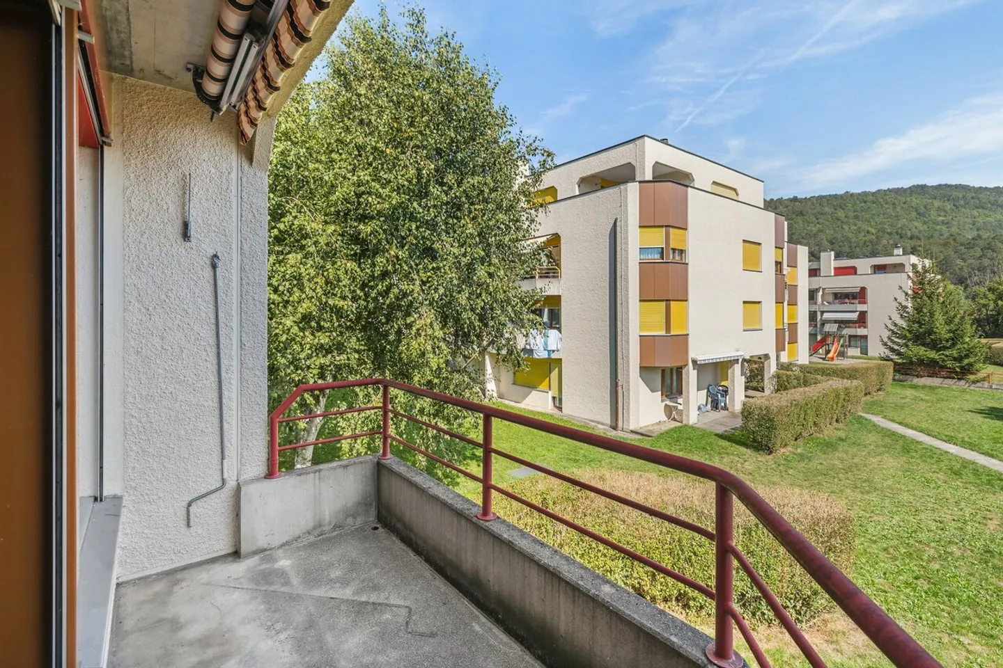 2.5 room apartment for rent in a very sunny location - Photo 11 of 11