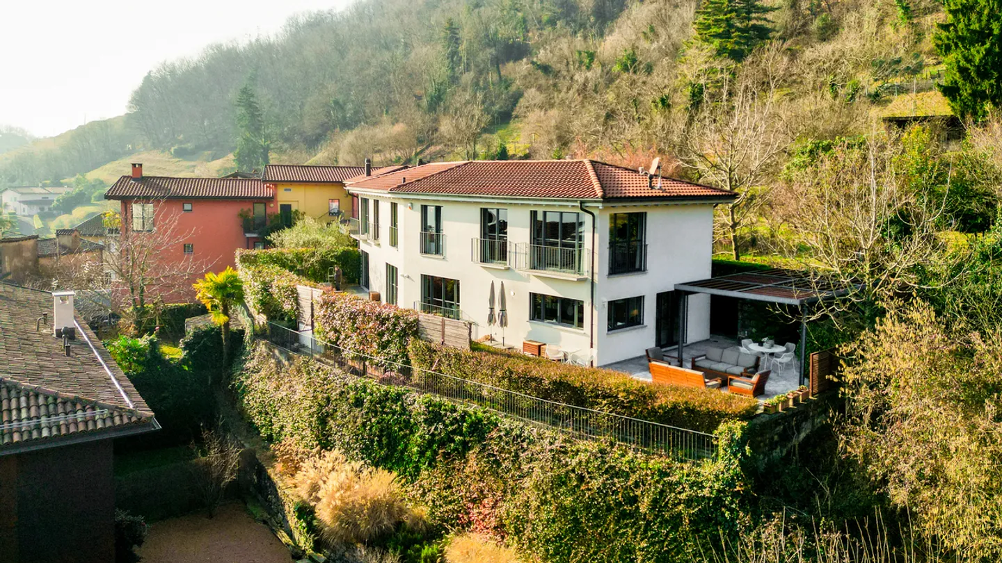 Villa de Luxe avec Vue Époustouflante - Photo 1 sur 17