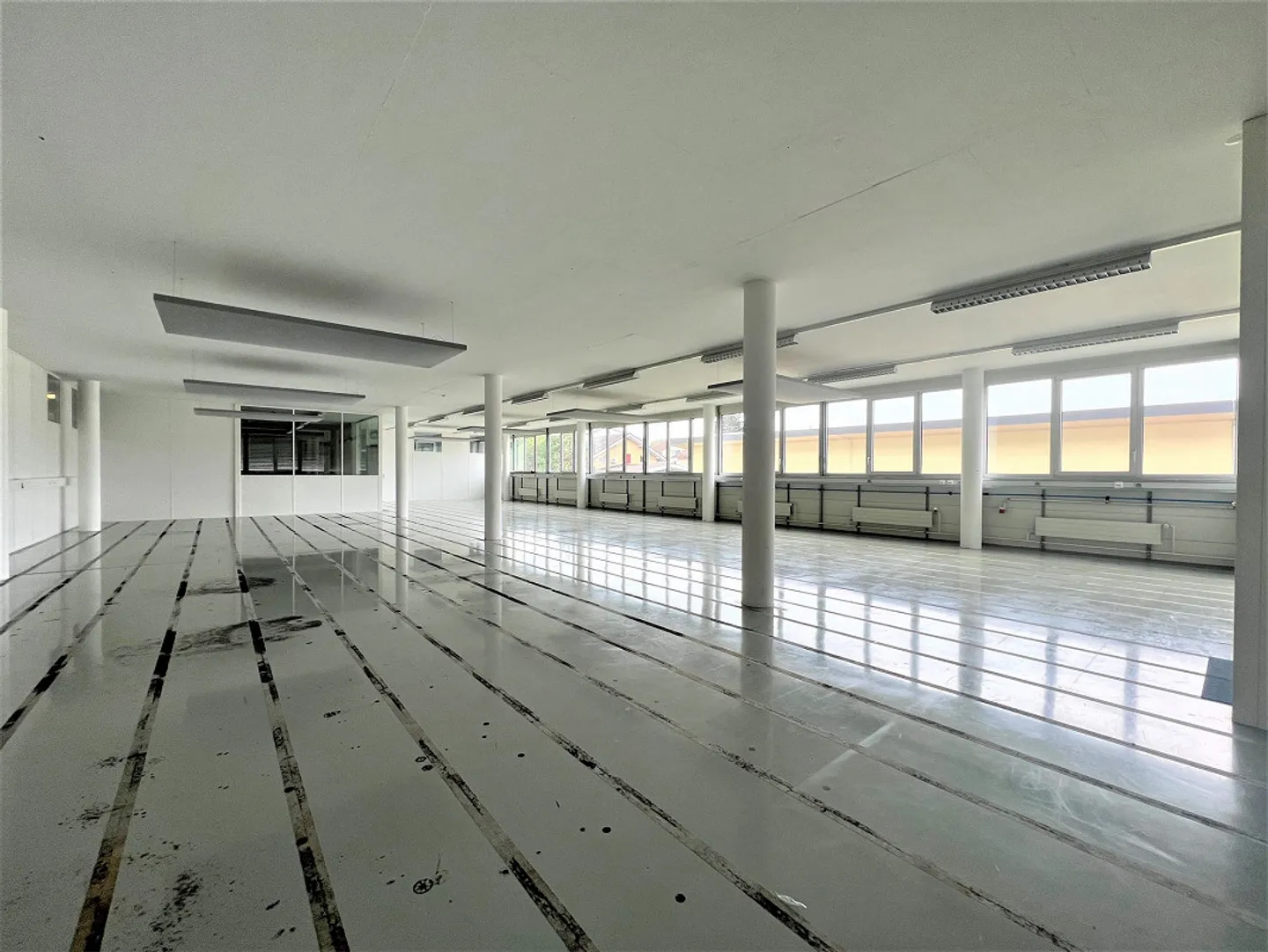 Spazi commerciali versatili da circa 60 - 720 m2 - Foto 5 di 8