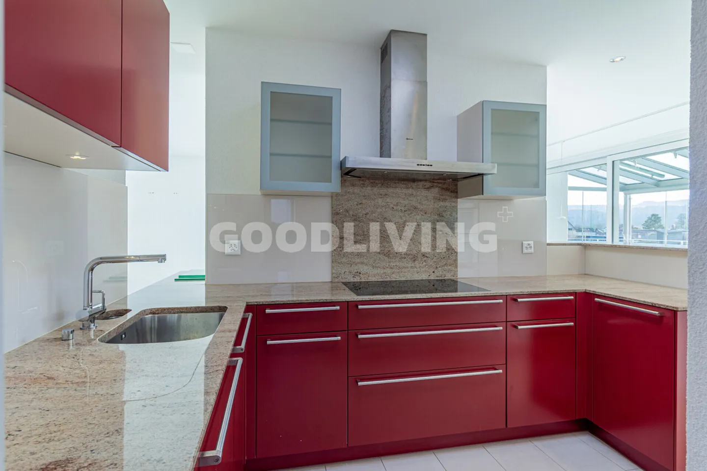 Spacious Attic Apartment with Terrace - Photo 6 of 7
