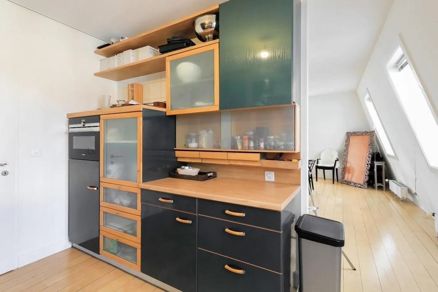 Magnificent 7-room penthouse in the city center - Photo 6 of 10