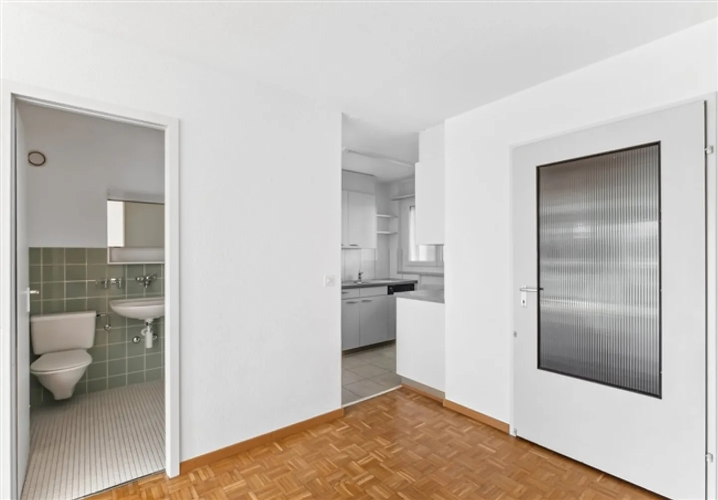 «Wunderschöne 2.5 Zimmerwohnung - per 1.10.2025» - Foto 6 von 10