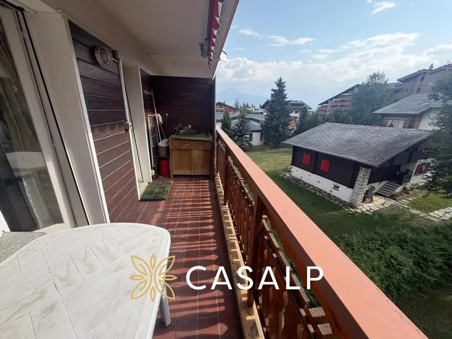 Charming 2.5-Room Apartment - Rue Centrale Crans - Photo 13 of 13