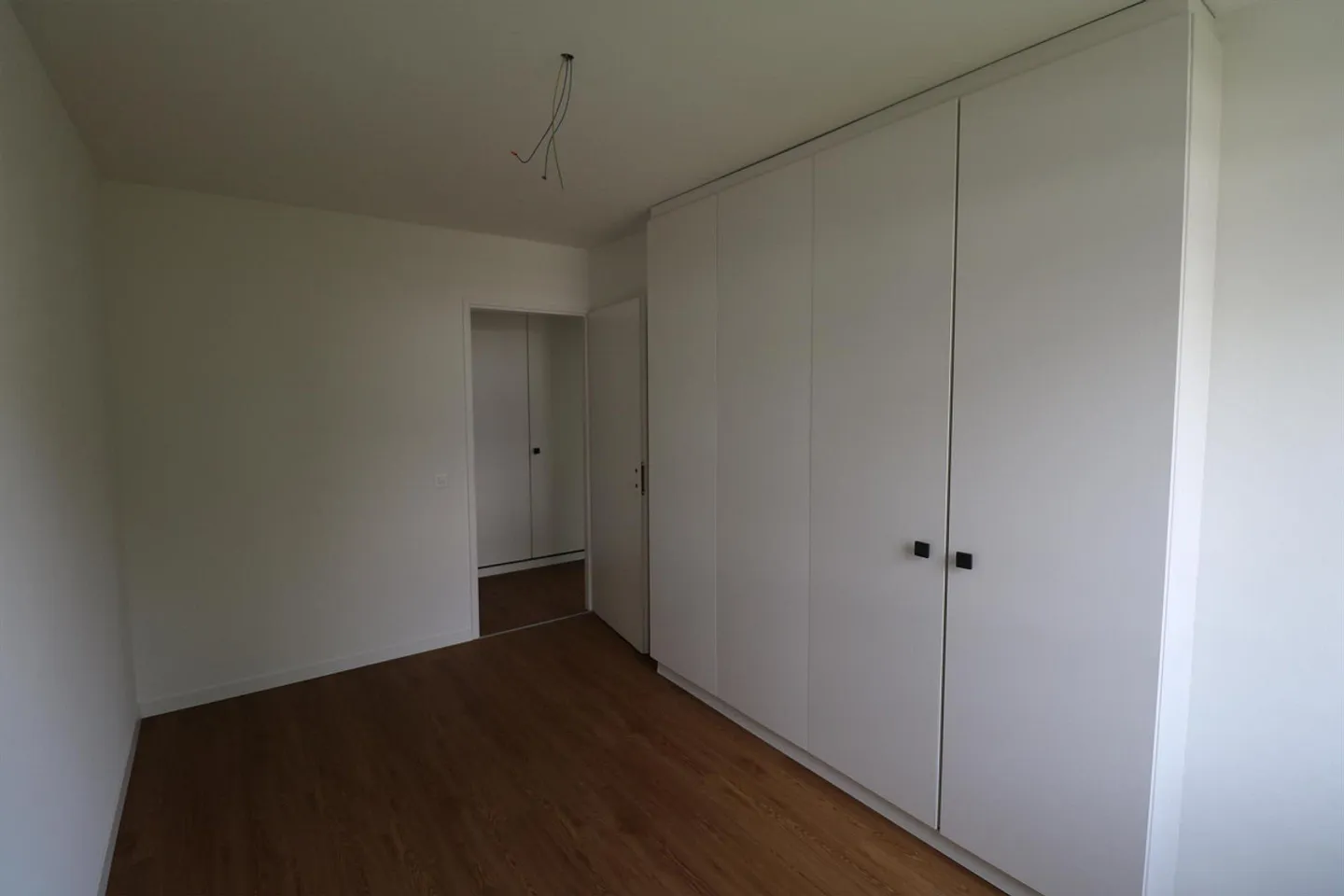 Helle 4-Zimmerwohnung mit Balkon - Foto 7 von 12