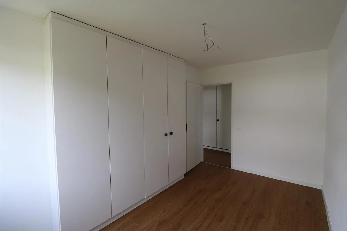 Helle 4-Zimmerwohnung mit Balkon - Foto 8 von 12