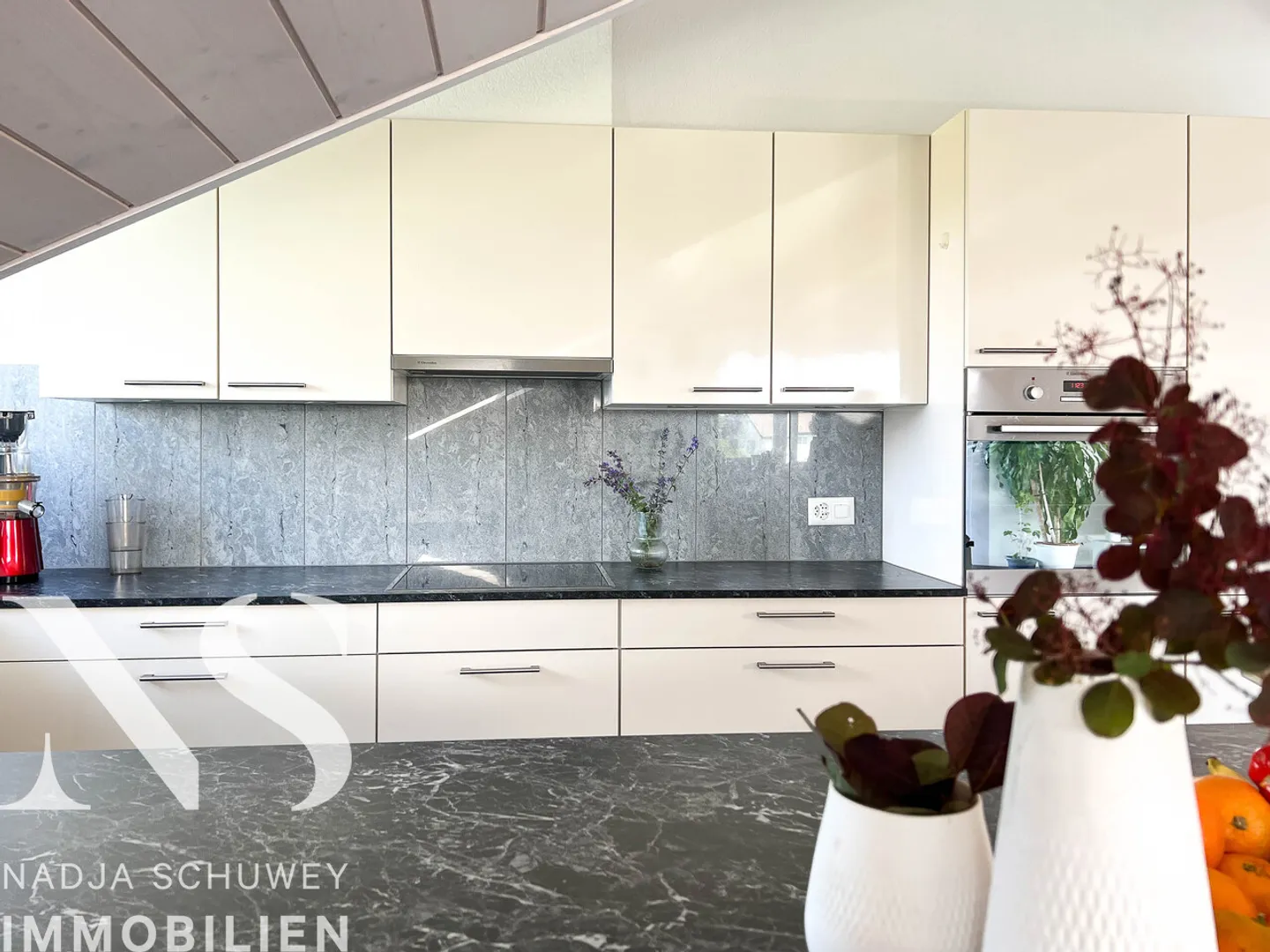 Versatile Family Home in St. Antoni - Photo 10 of 15