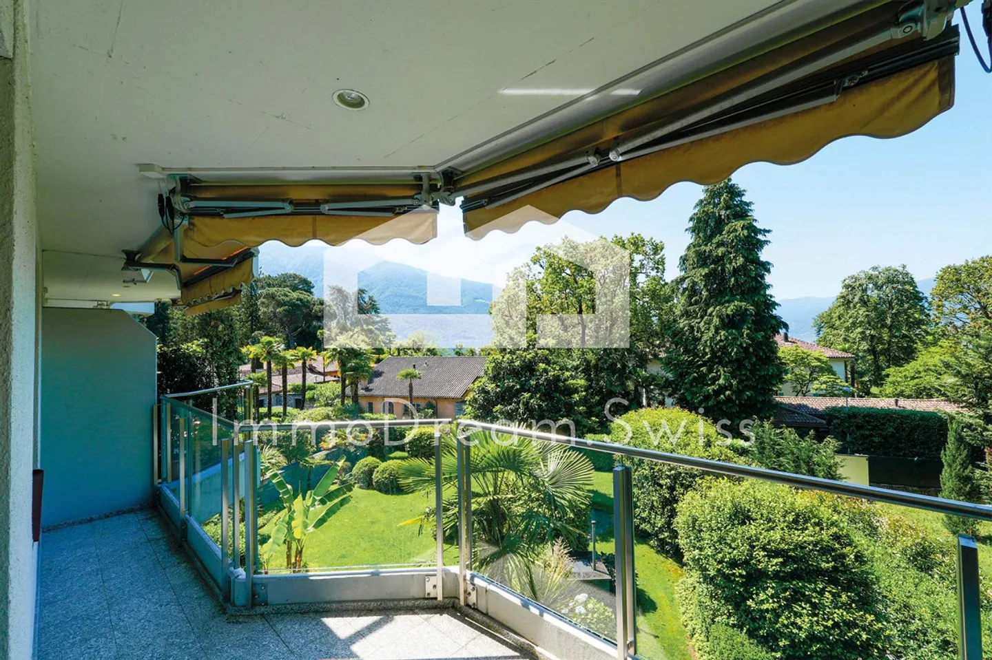 Charming Maisonette Apartment - Photo 1 of 13