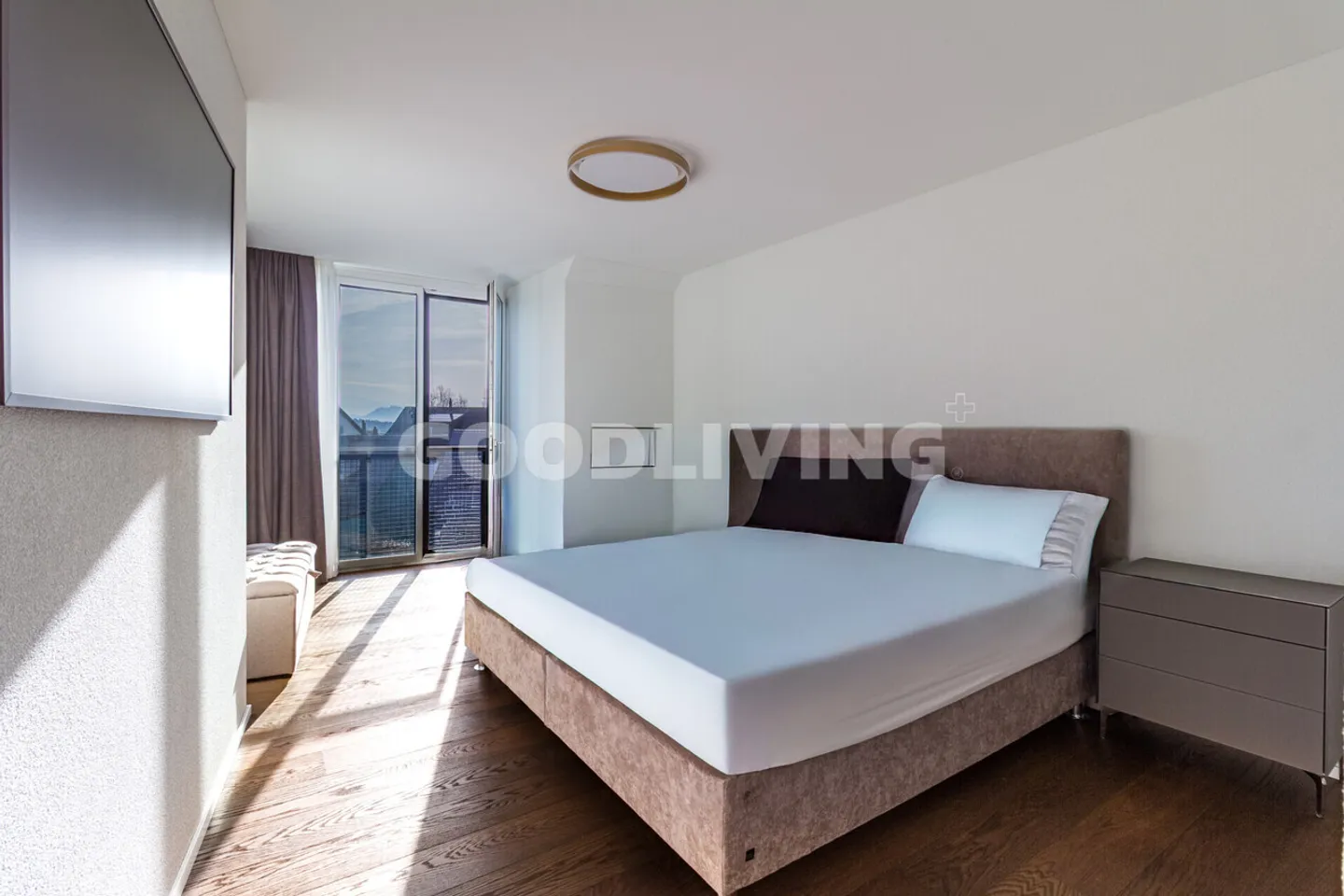 Modern Maisonette with Views - Photo 6 of 7