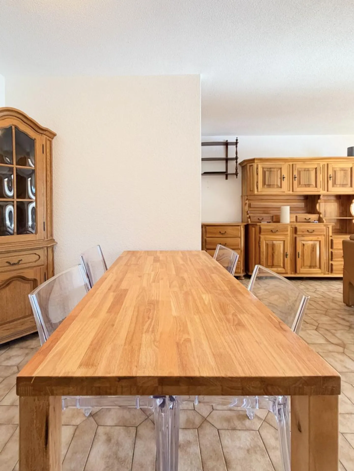 Appartement Charmant avec Vue Montagne - Photo 4 sur 13