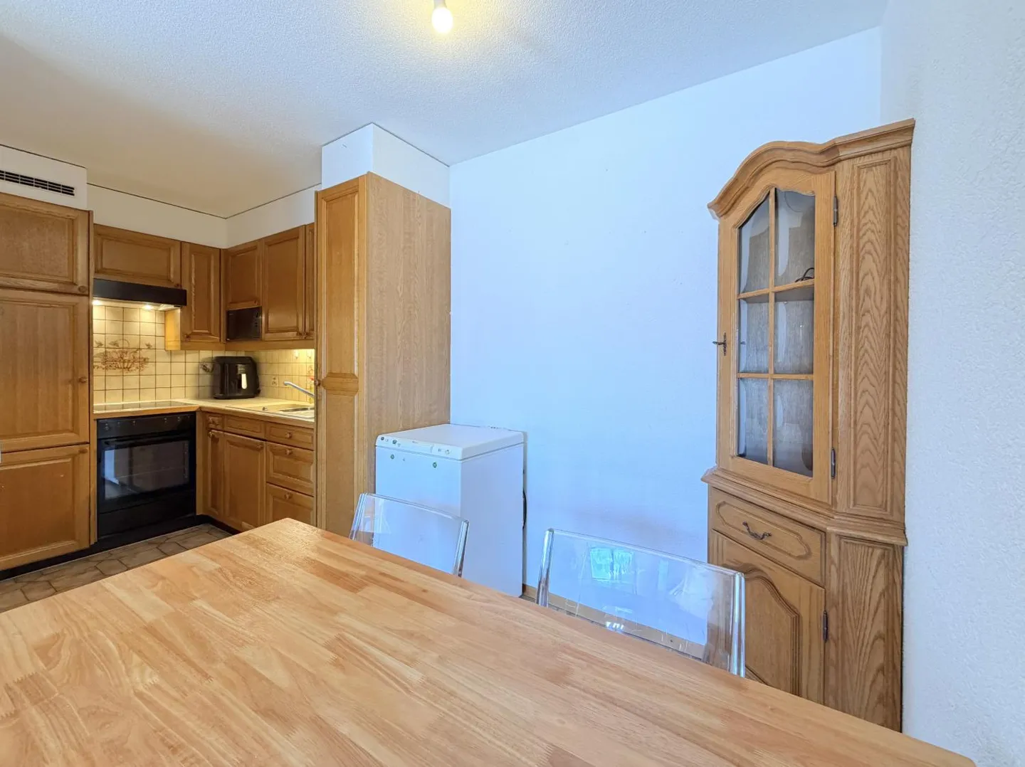 Appartement Charmant avec Vue Montagne - Photo 9 sur 13