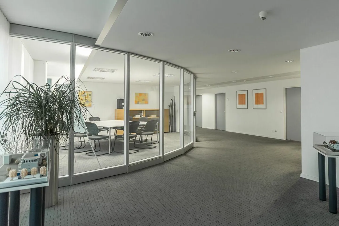 Helles Einzelbüro in Staad - Foto 1 von 6