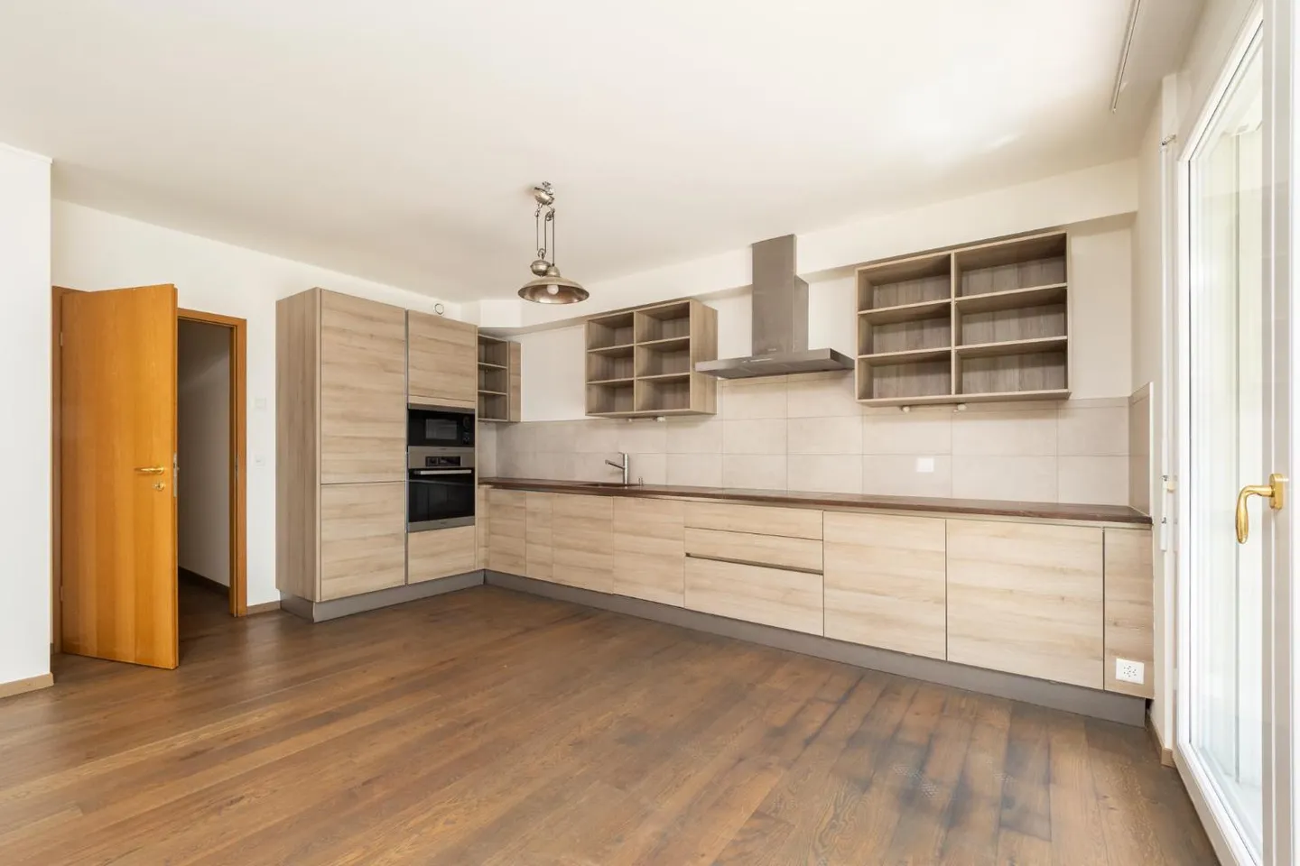 Appartamento 5 locali - Foto 3 di 7