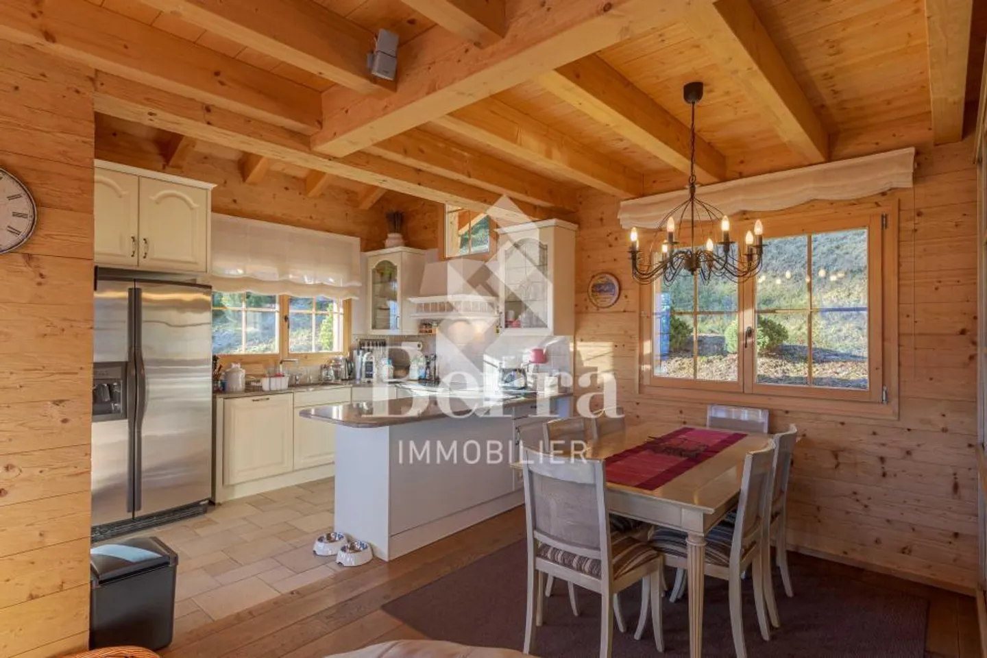 Chalet for sale - Photo 4 of 13