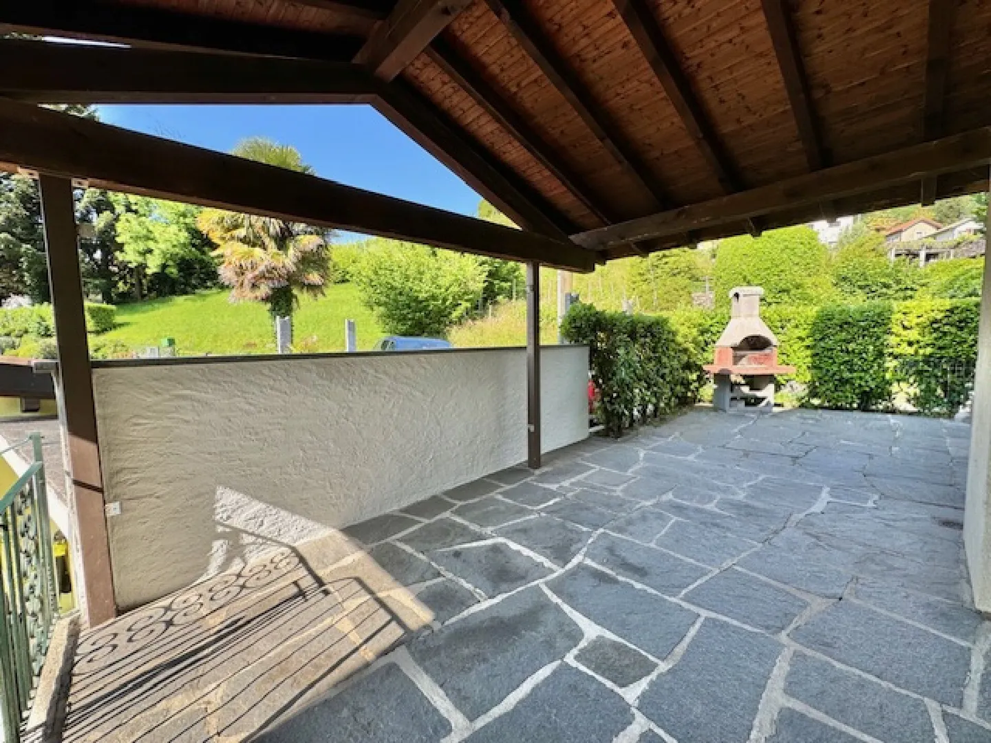 CONTRA - LARGE INDEPENDENT APARTMENT OF 5.5 ROOMS FOR SALE - Photo 27 of 28