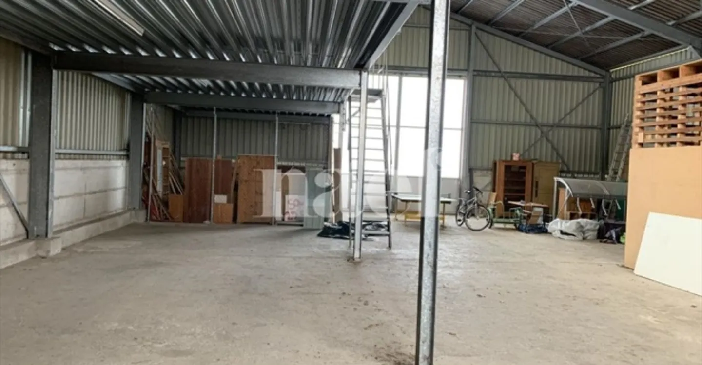 Espace de stockage à louer - Photo 3 sur 3