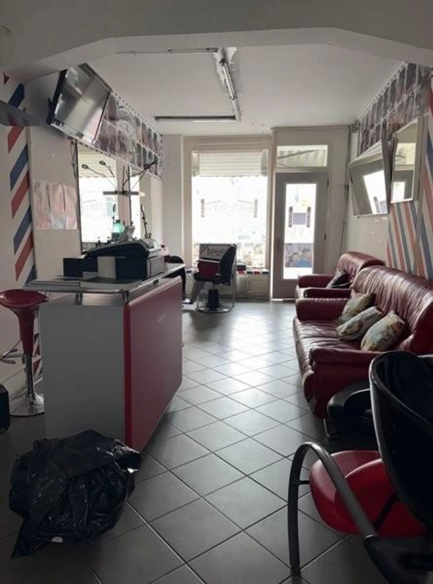 Magasin au centre de Bienne - Photo 2 sur 5