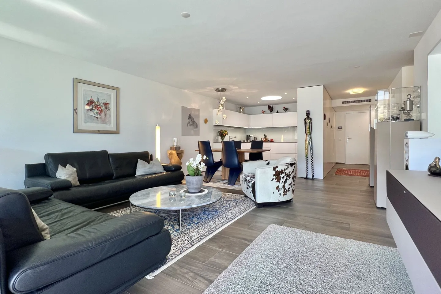 VENDU !!! Appartement penthouse exclusif avec grande terrasse et vue magnifique sur la verdure - Photo 3 sur 35