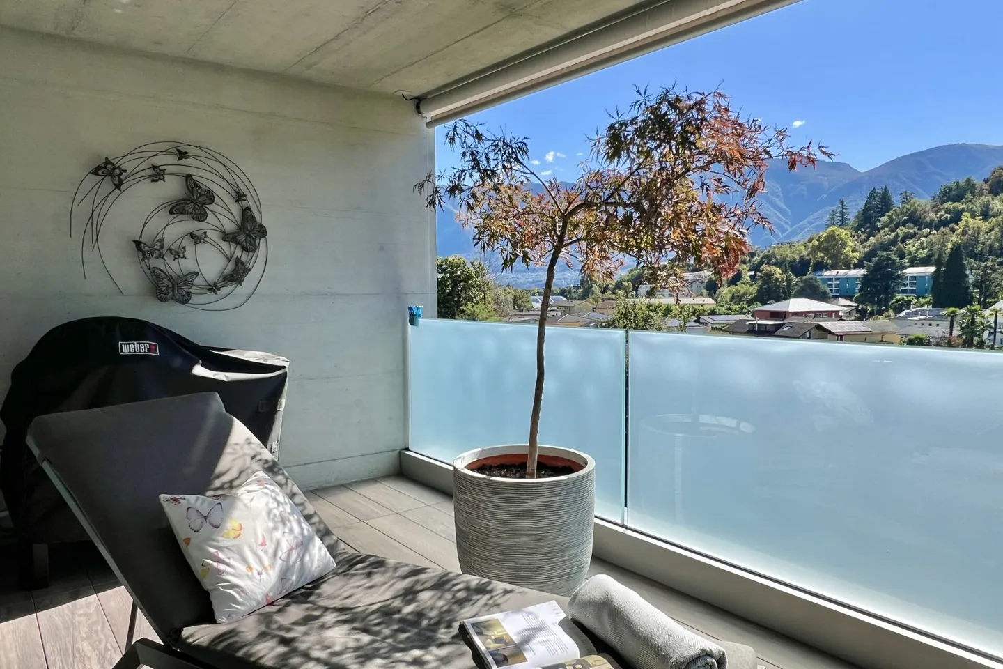 VENDU !!! Appartement penthouse exclusif avec grande terrasse et vue magnifique sur la verdure - Photo 13 sur 35