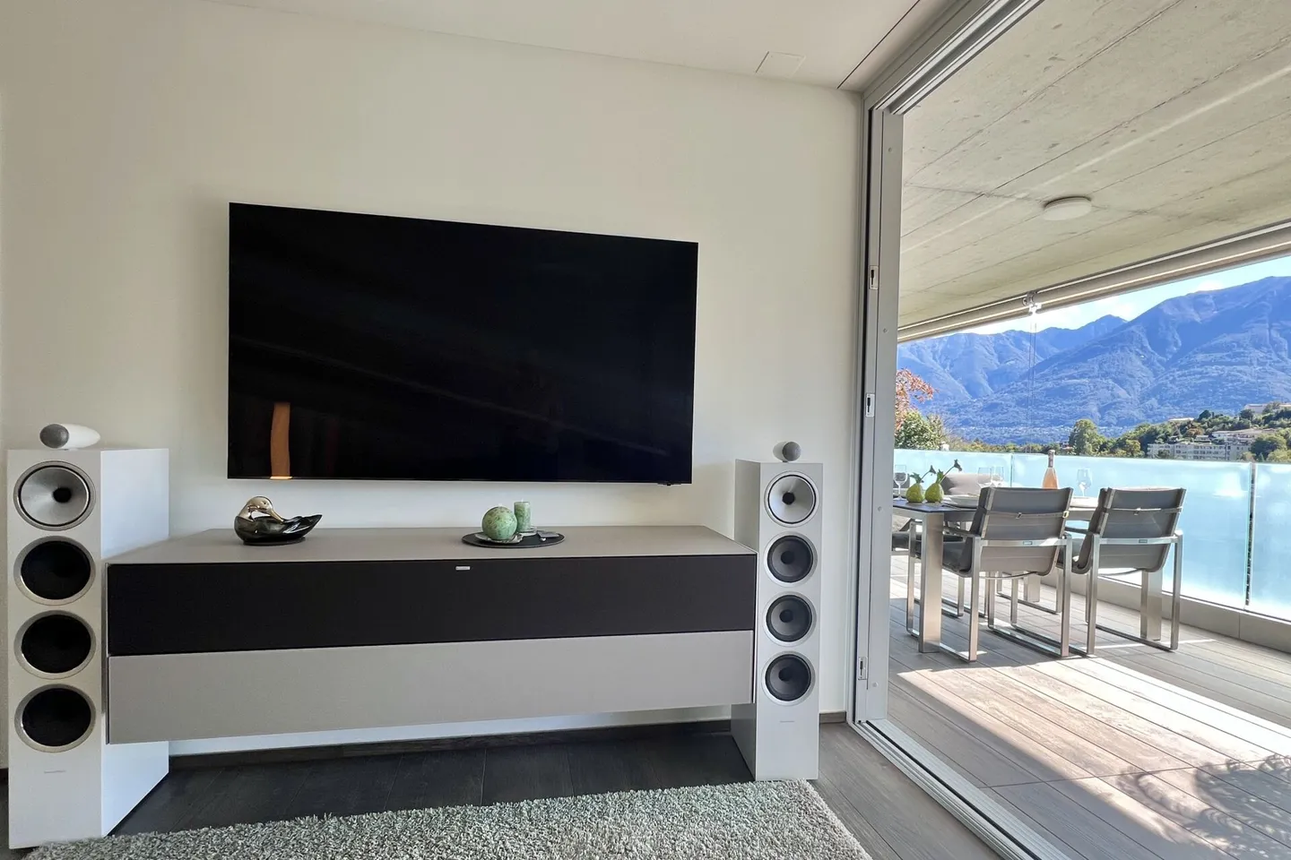 VENDU !!! Appartement penthouse exclusif avec grande terrasse et vue magnifique sur la verdure - Photo 23 sur 35