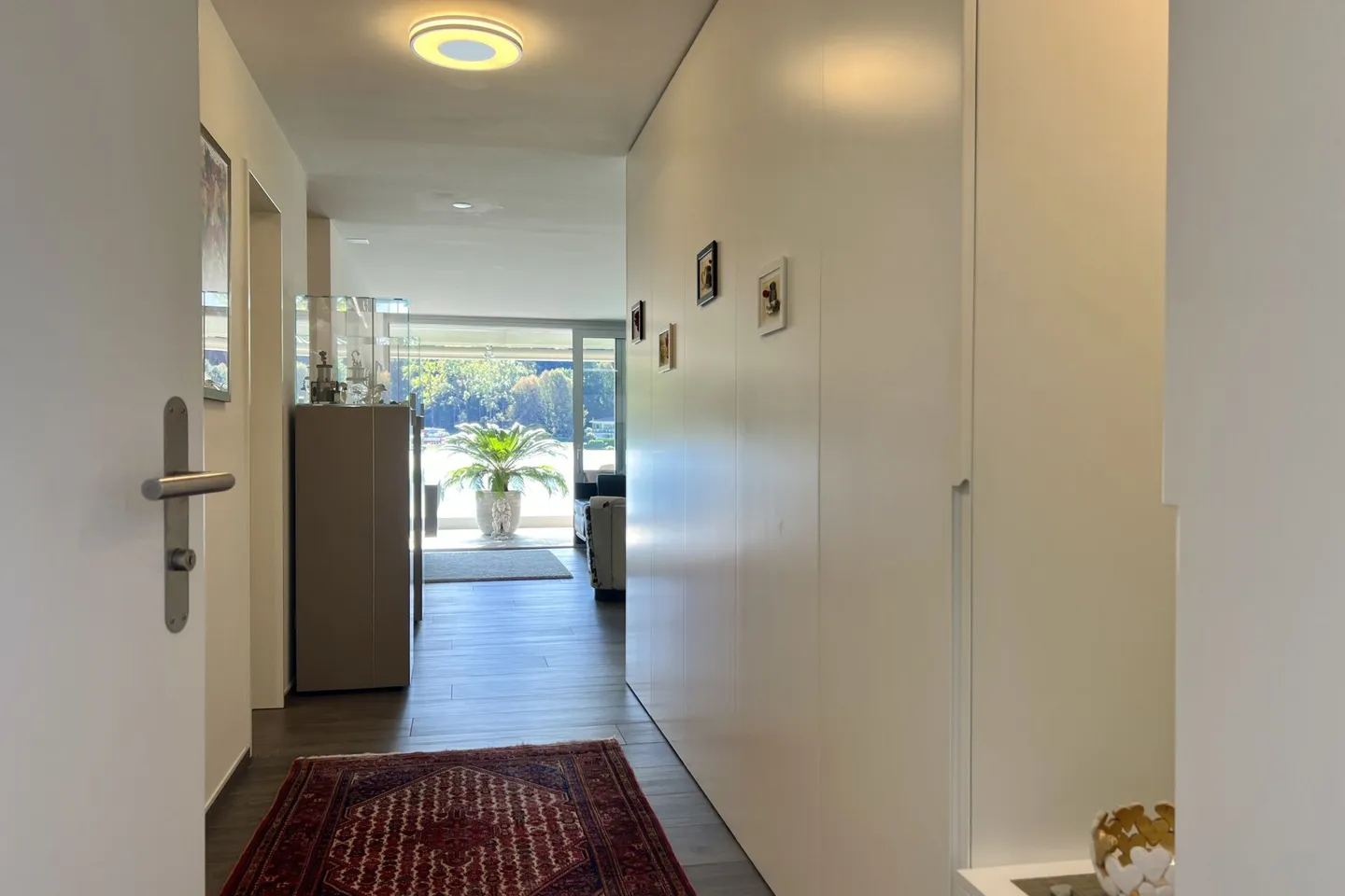 VENDU !!! Appartement penthouse exclusif avec grande terrasse et vue magnifique sur la verdure - Photo 29 sur 35