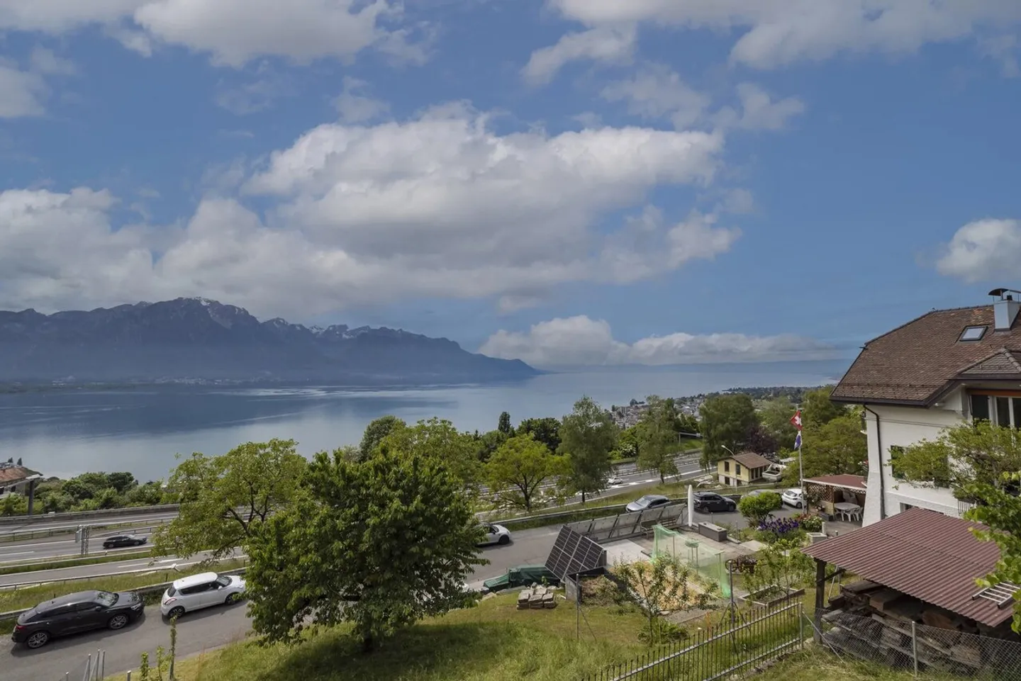 Wunderschöner Blick auf den Genfersee für diese zeitgenössische 3,5-Zimmer-Wohnung - Foto 13 von 13