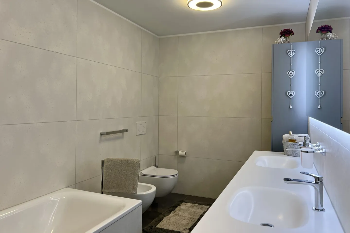 VENDU !!! Appartement penthouse exclusif avec grande terrasse et vue magnifique sur la verdure - Photo 18 sur 35