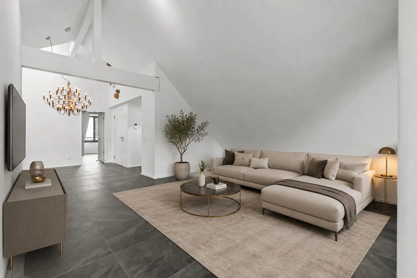 Modern 4.5-room apartment with impressive room height - Photo 1 of 8