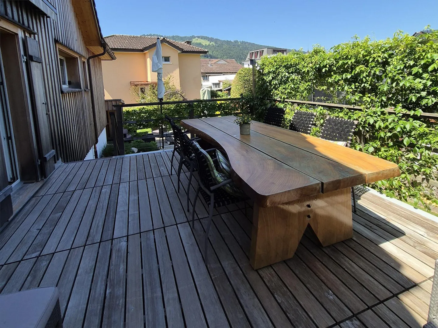 Single-family house with garage, carport and beautifully designed garden - Photo 15 of 16