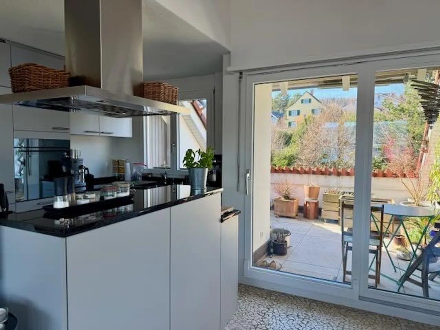 Looking for a new tenant – Maisonette penthouse apartment with lake view - Photo 2 of 13