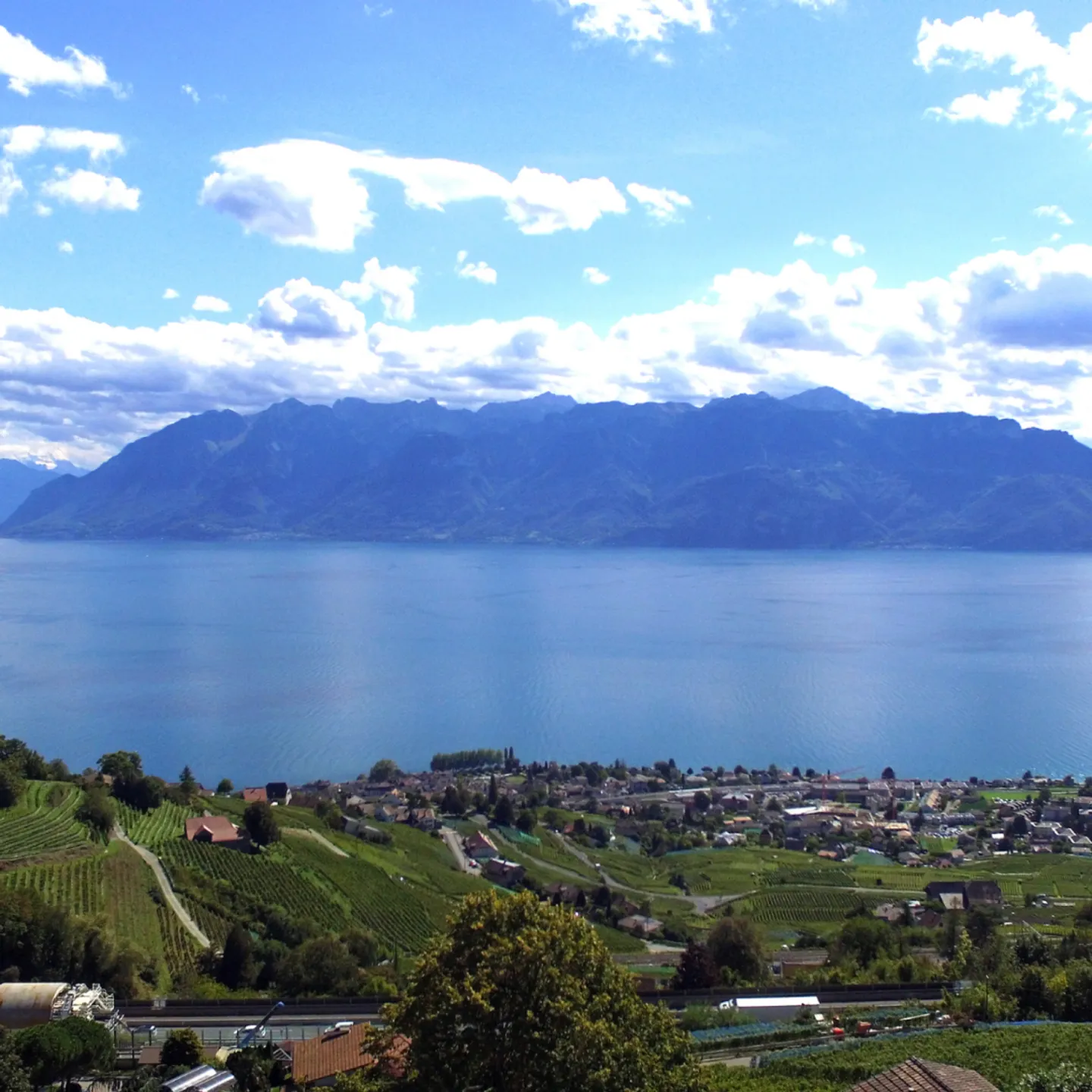 Duplex Élégant avec Vue sur le Lac - Photo 1 sur 6