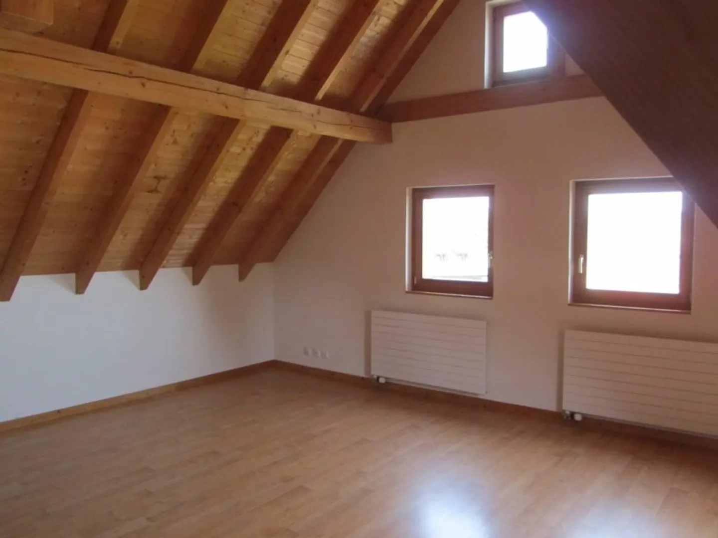 Charmant appartement en duplex de 3,5 pièces - Photo 7 sur 13