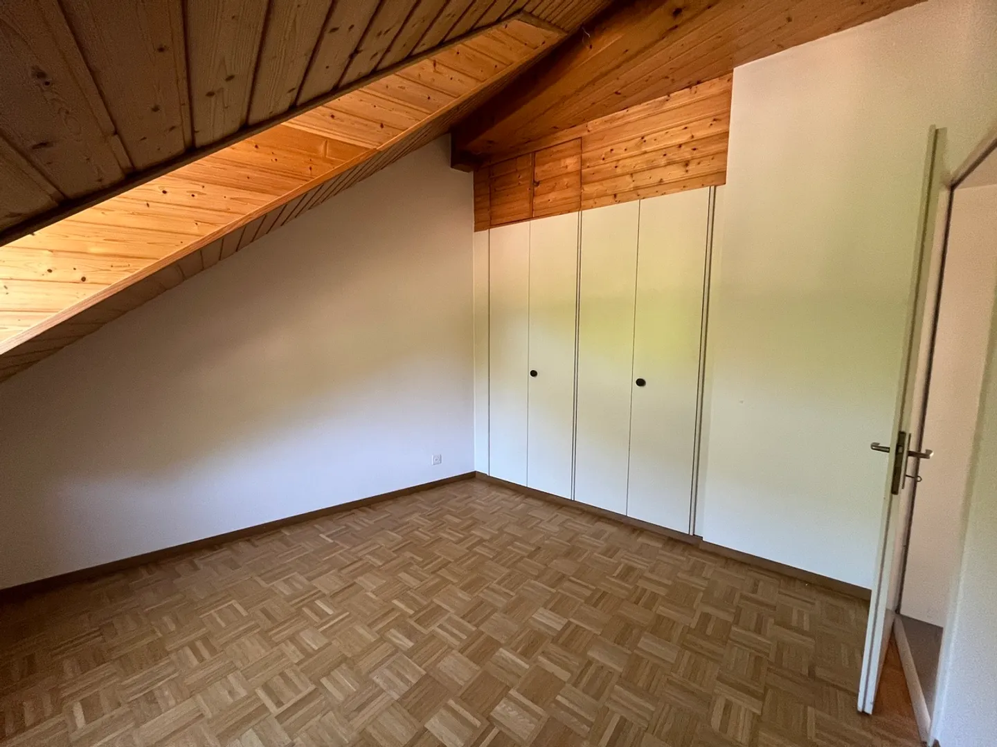 3.5 rooms with mezzanine on the 2nd floor - Photo 6 of 9