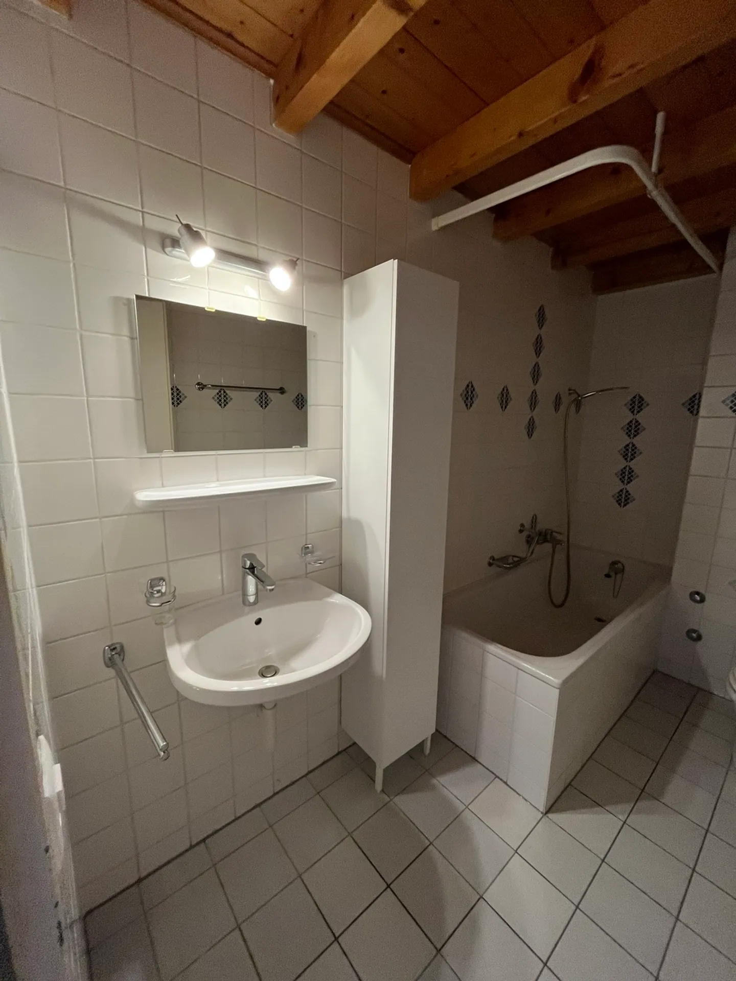 3.5 rooms with mezzanine on the 2nd floor - Photo 8 of 9