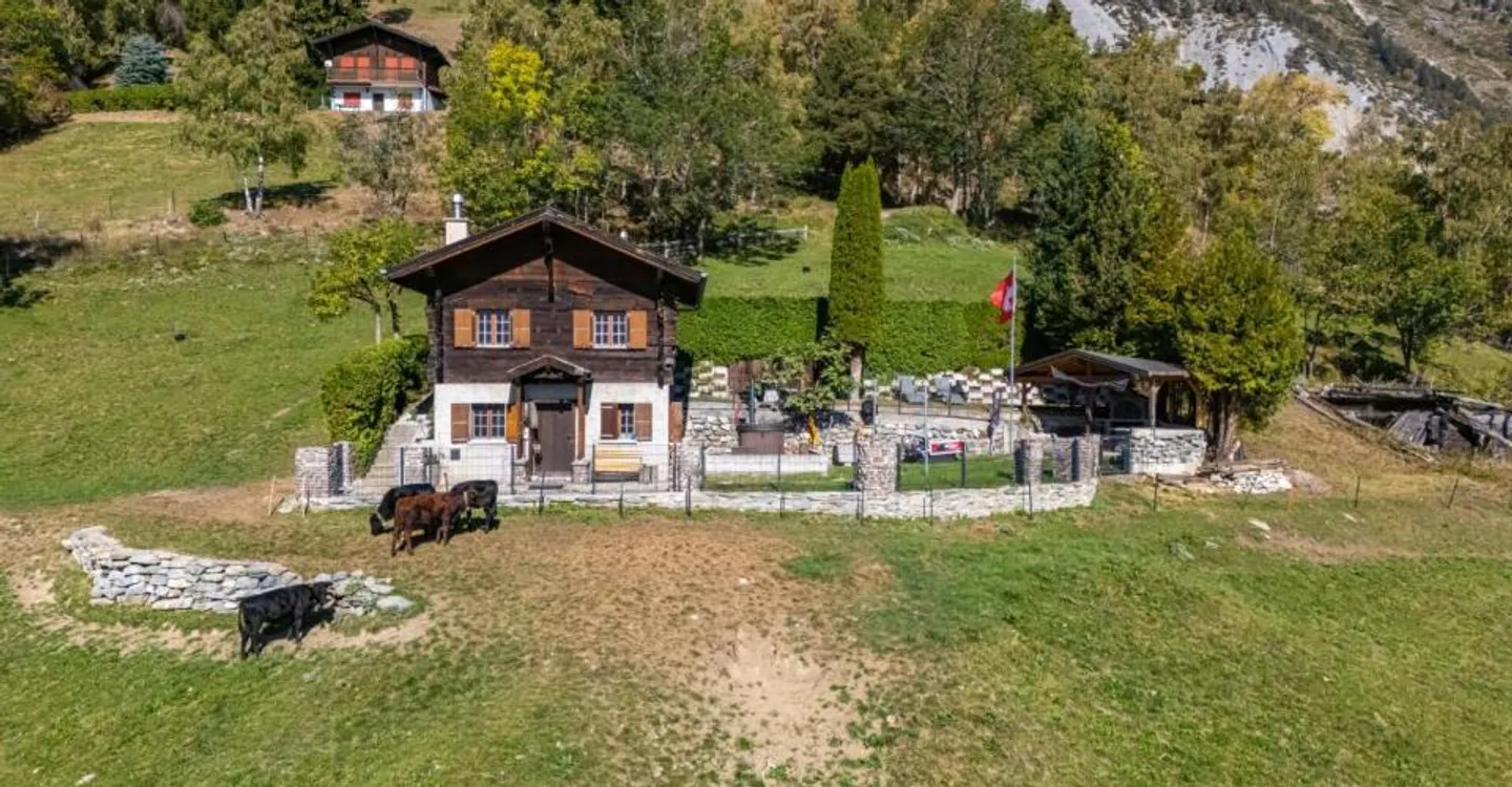 Charming Off-Grid Chalet - Photo 1 of 13