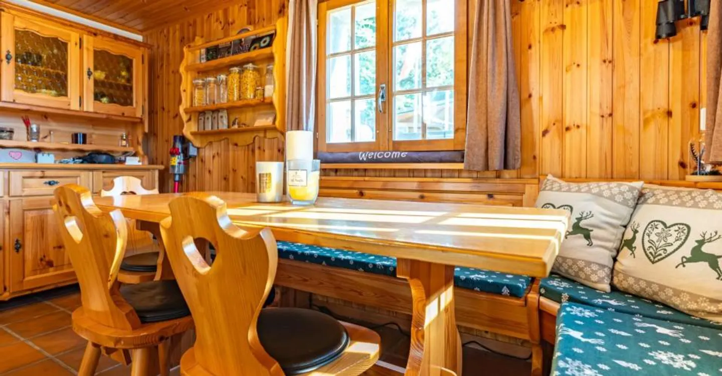 Charming Off-Grid Chalet - Photo 2 of 13