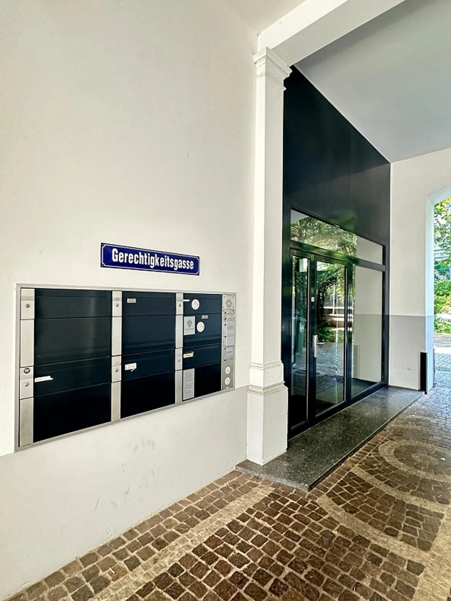 Spazio ufficio affascinante direttamente alla stazione di Selnau - Foto 1 di 9