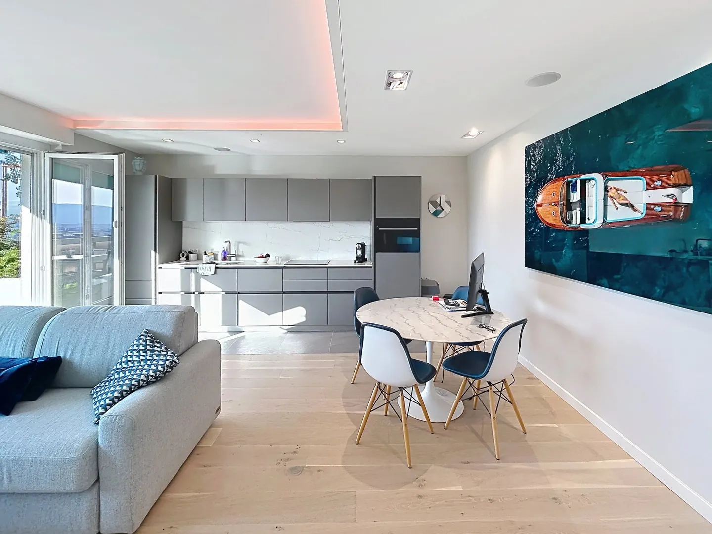 Attique-penthouse exceptionnel avec terrasse de 25 m² - Photo 3 of 3