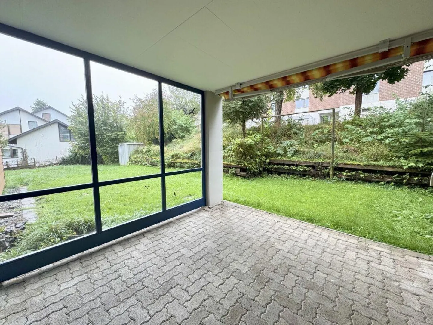 Appartement de jardin spacieux 4.5 dans un endroit calme - Photo 1 sur 10