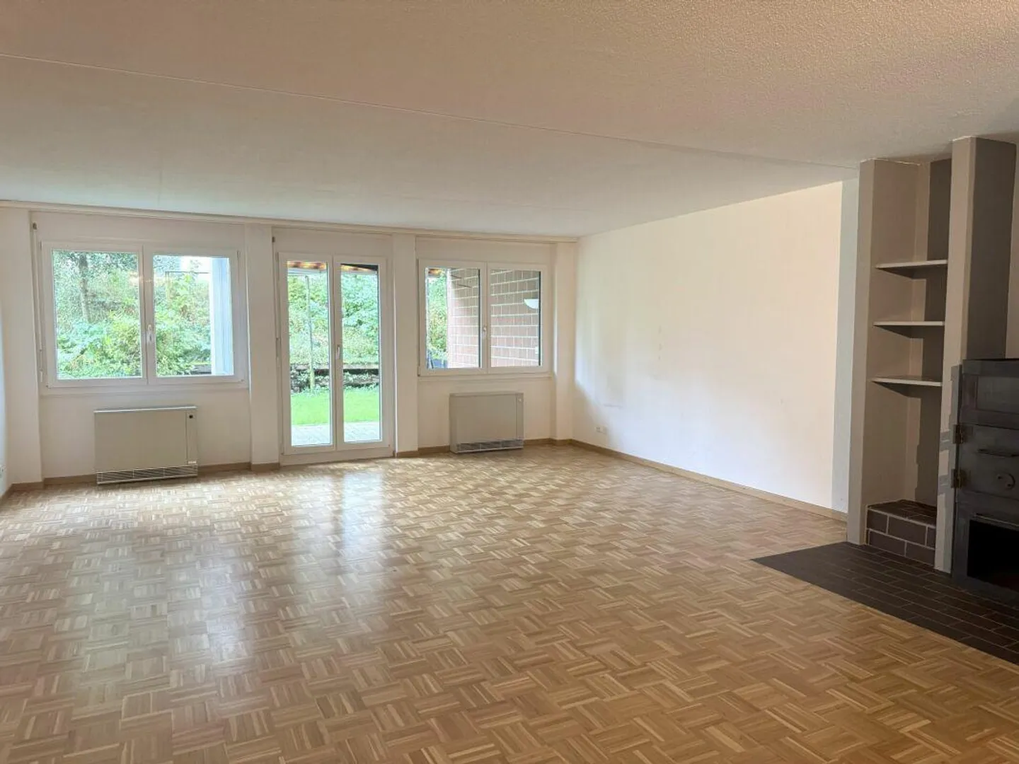 Appartement de jardin spacieux 4.5 dans un endroit calme - Photo 2 sur 10