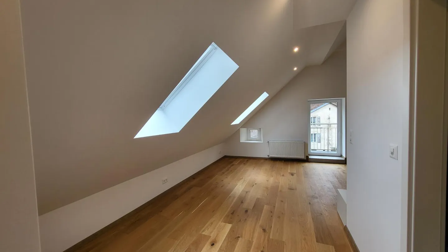 Ultimo piano 2,5 stanze - Foto 3 di 9