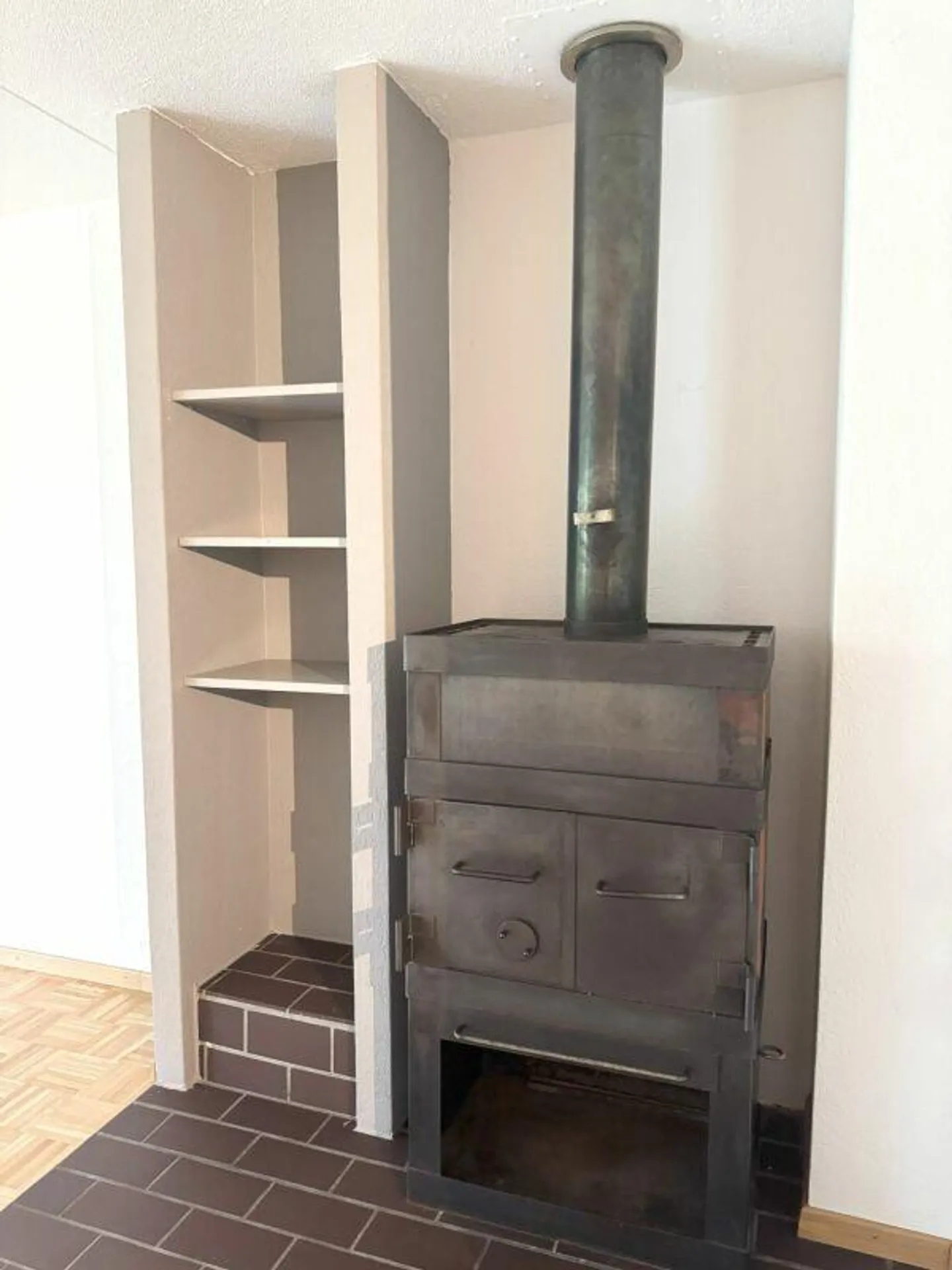 Appartement de jardin spacieux 4.5 dans un endroit calme - Photo 5 sur 10