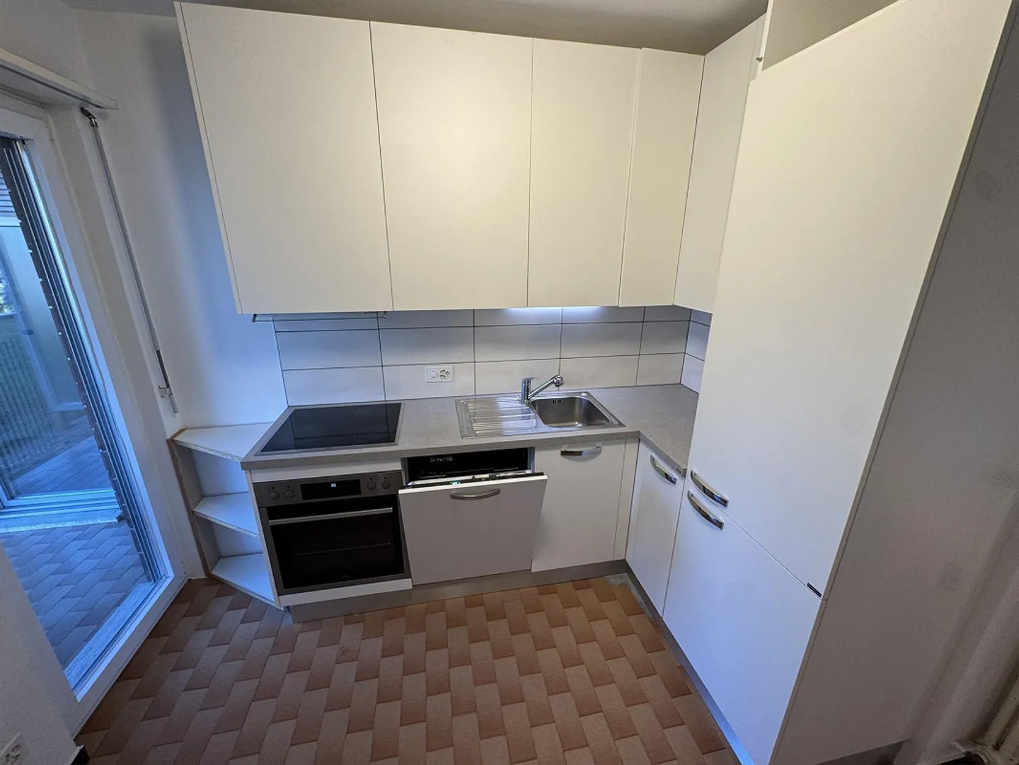 Spacious 4.5-room apartment for rent in Novazzano - ideal for families - Photo 2 of 16