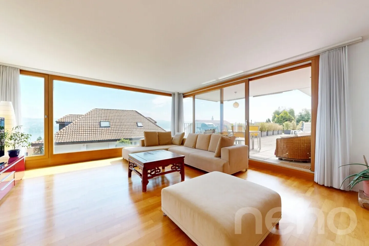 Geräumige Terrassenwohnung mit Seesicht - Foto 4 von 12