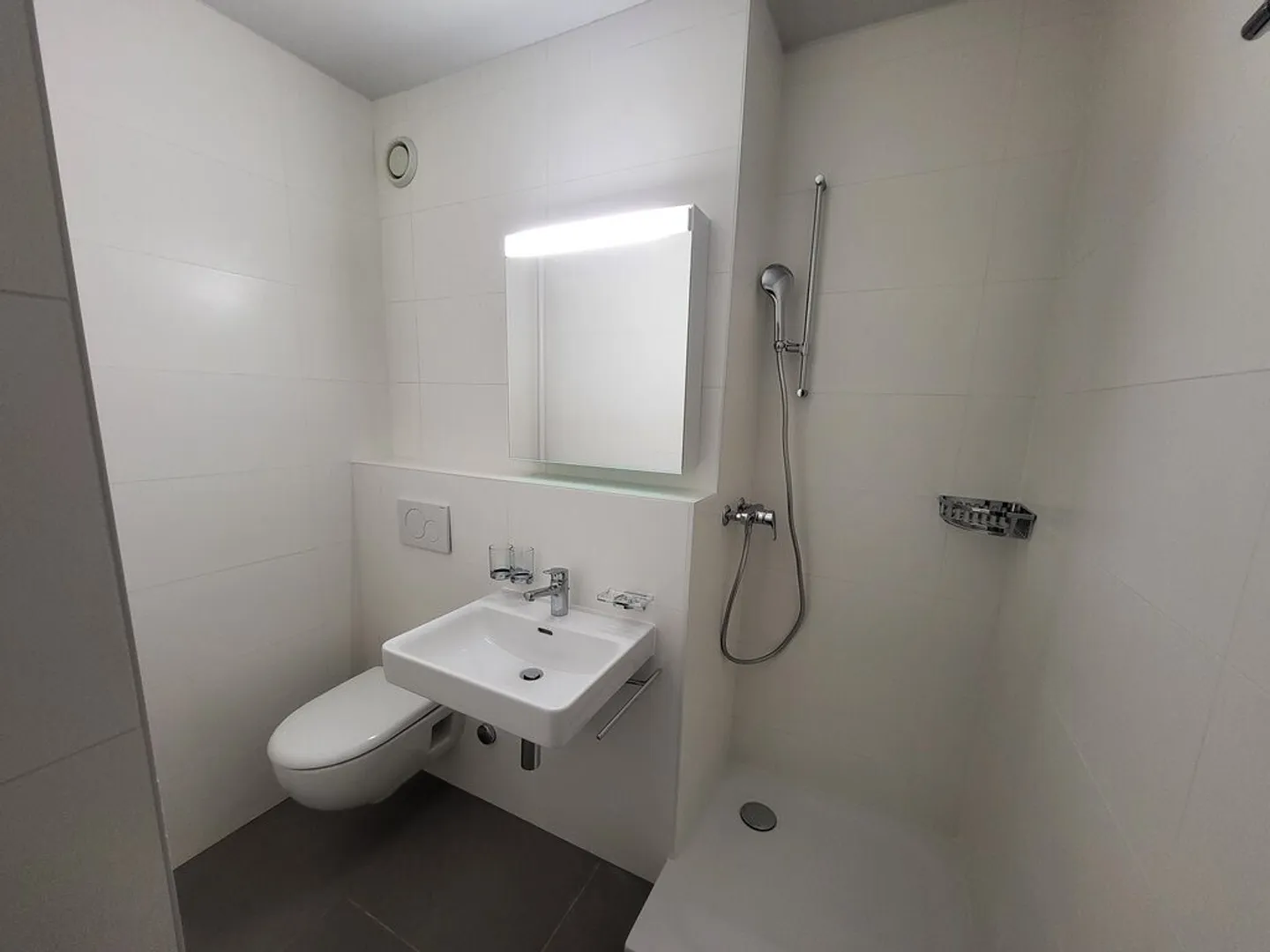 Apartment for rent - Photo 7 of 11