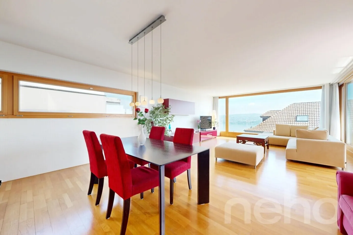 Geräumige Terrassenwohnung mit Seesicht - Foto 2 von 12