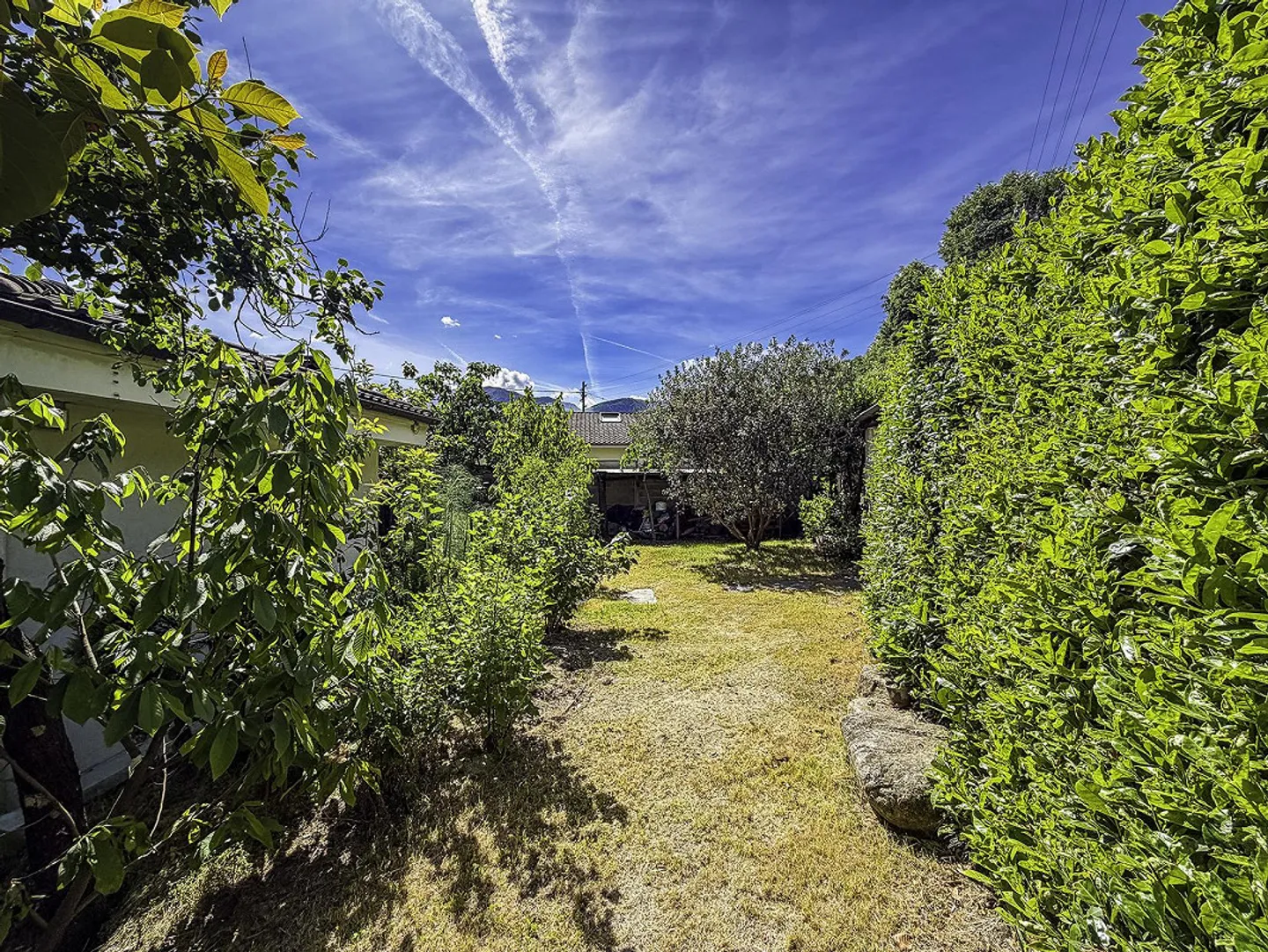 Grande maison unifamiliale à rénover complètement - Photo 28 sur 30