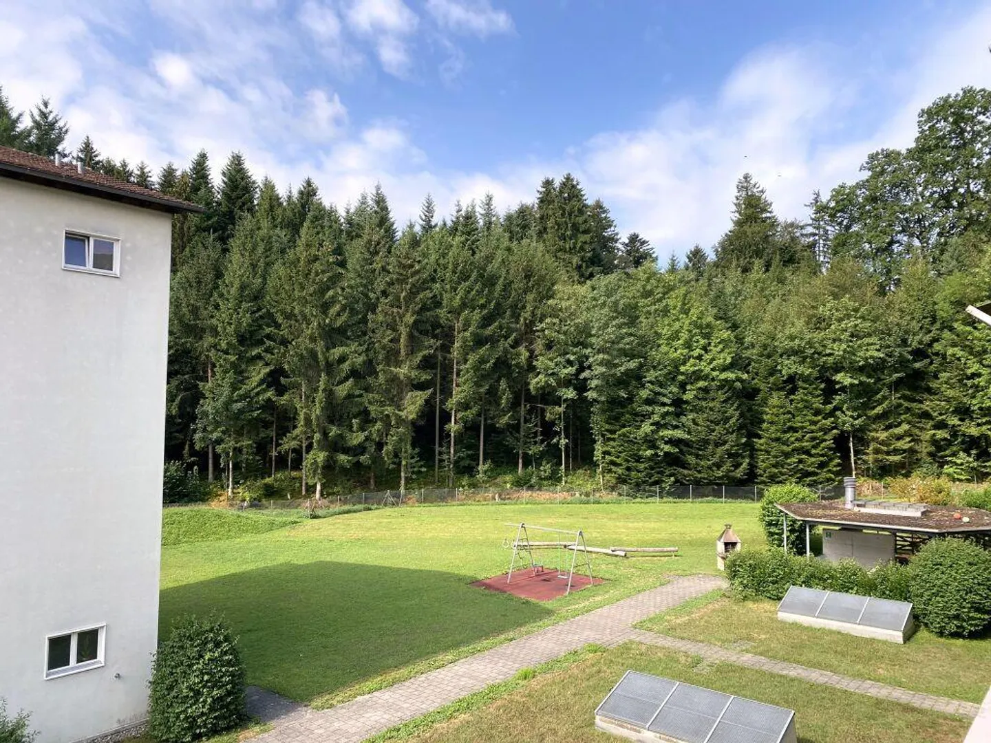 Appartement spacieux et familial au bord de la forêt - Photo 1 sur 10