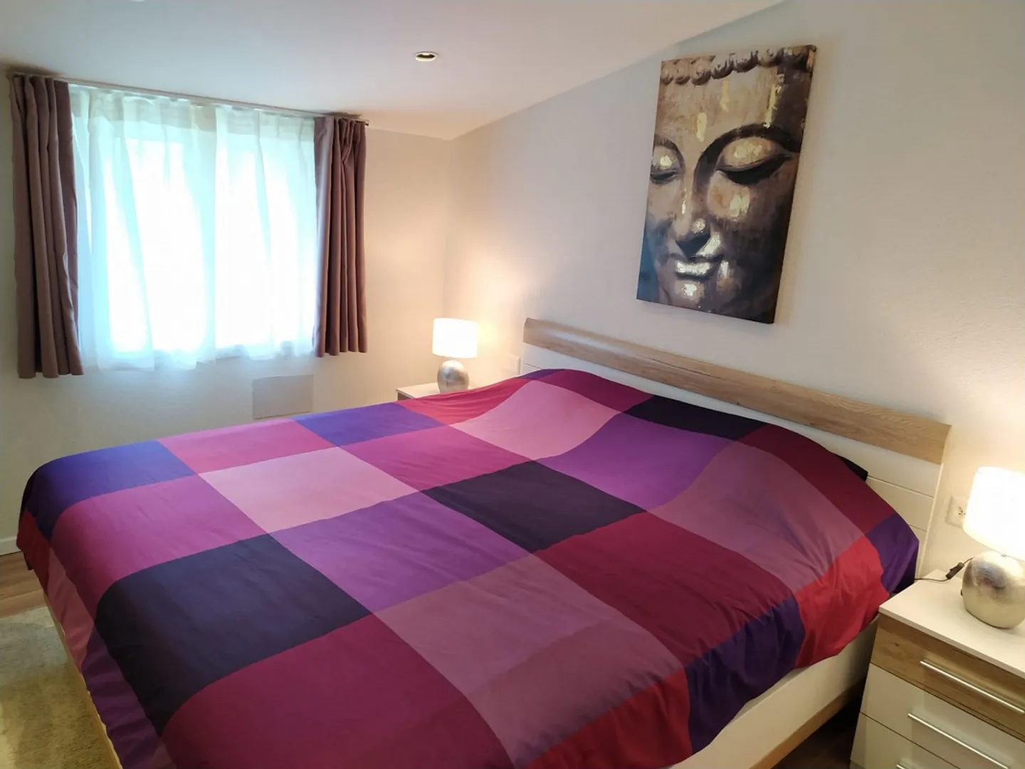 Chambre meublée à louer dans un appartement partagé - Photo 1 sur 8