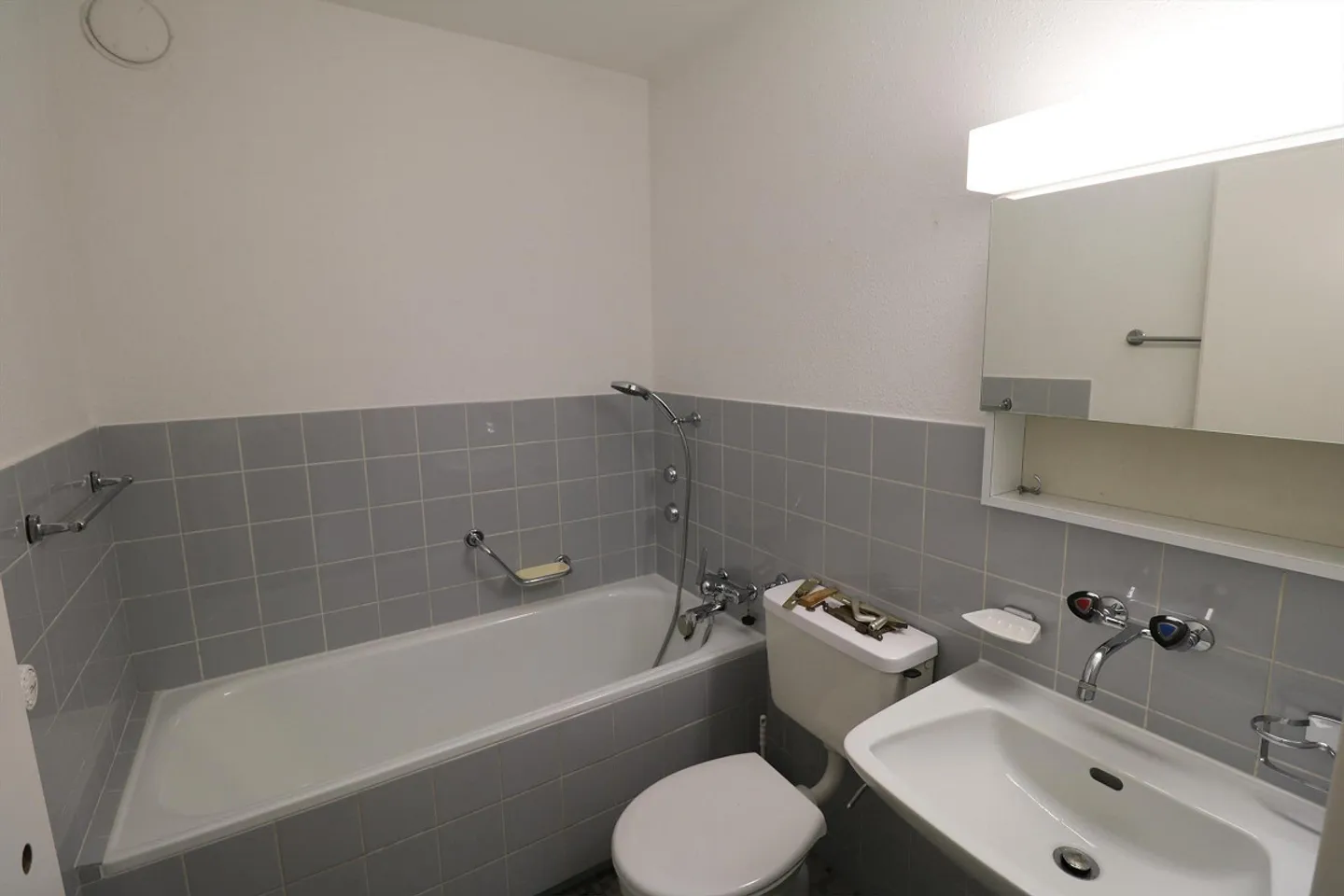 Helle 4-Zimmerwohnung mit Balkon - Foto 10 von 13