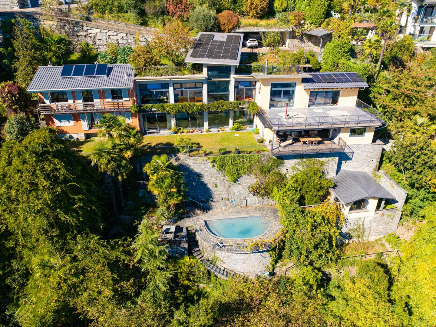 RONCO S/ASCONA - Villa with spectacular view of Lake Maggiore - Photo 15 of 16